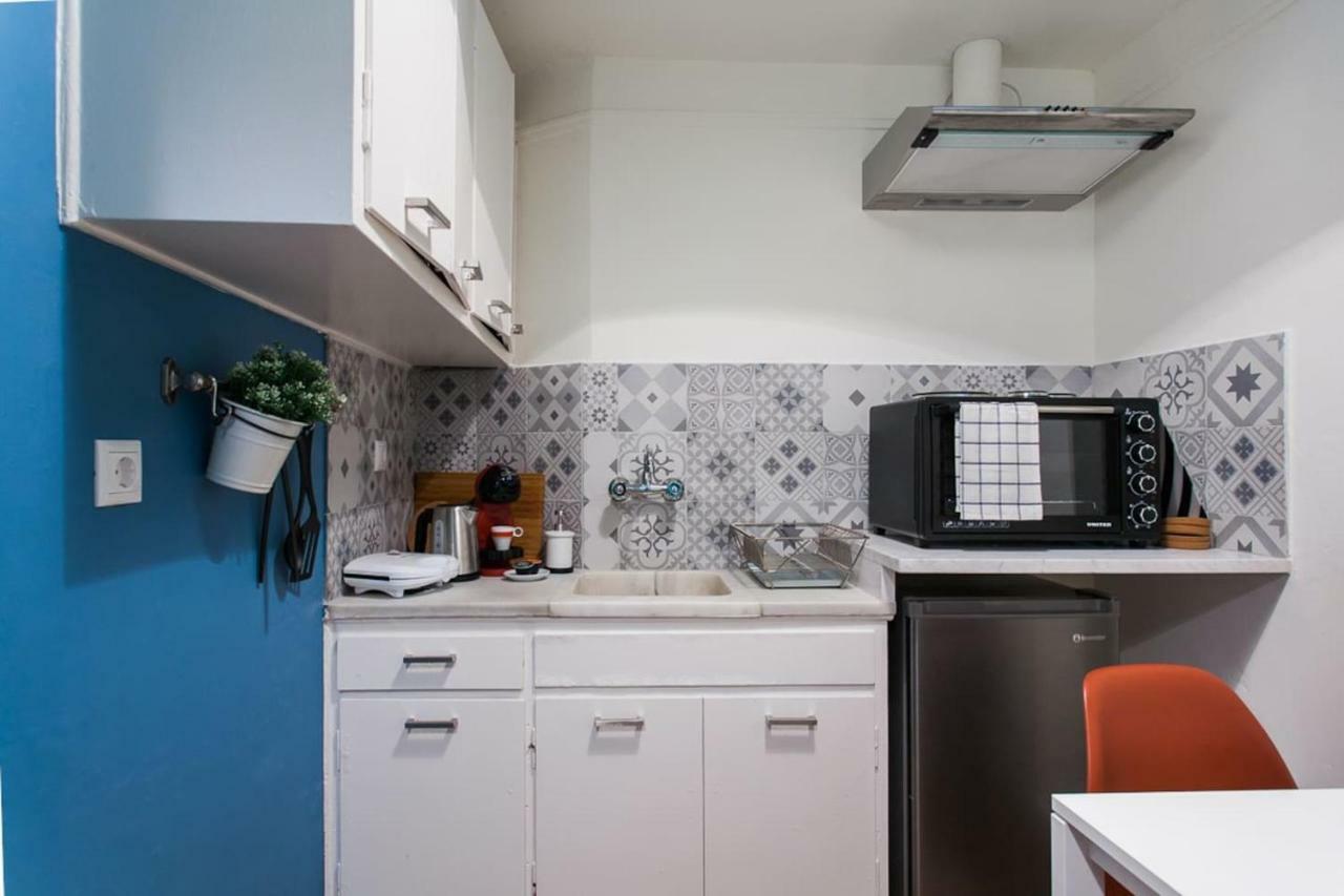 Stylish City-Break 1Bdr Cozy Refurbished Apartment アテネ エクステリア 写真