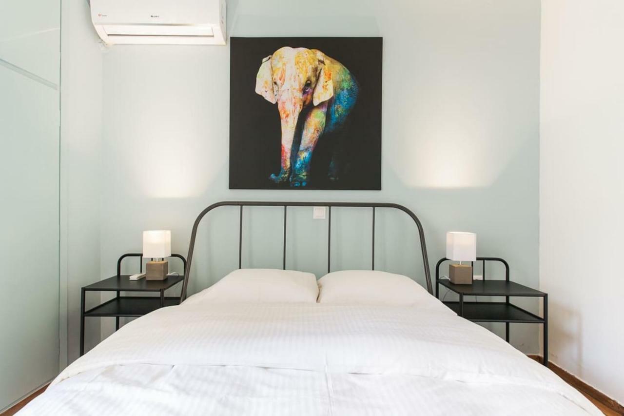 Stylish City-Break 1Bdr Cozy Refurbished Apartment アテネ エクステリア 写真