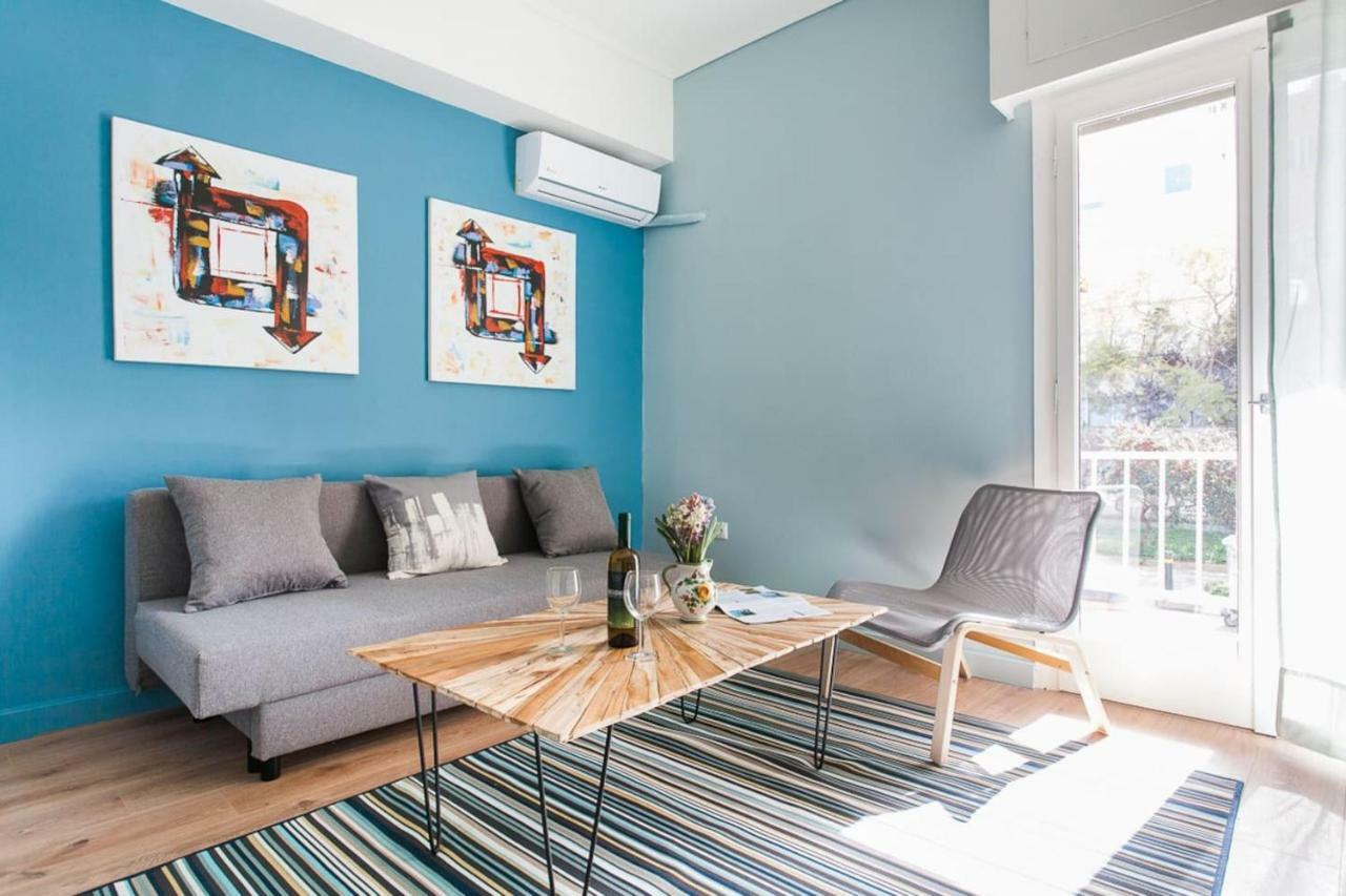 Stylish City-Break 1Bdr Cozy Refurbished Apartment アテネ エクステリア 写真