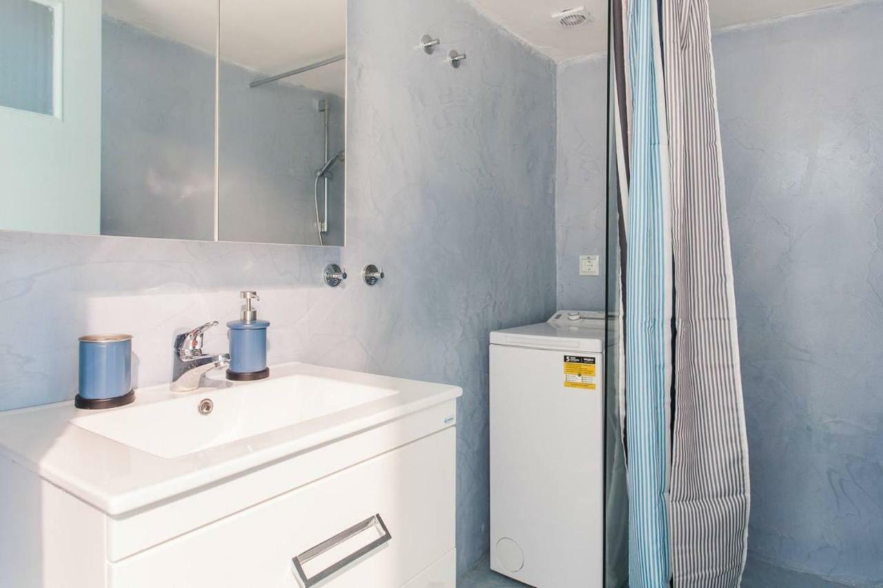 Stylish City-Break 1Bdr Cozy Refurbished Apartment アテネ エクステリア 写真